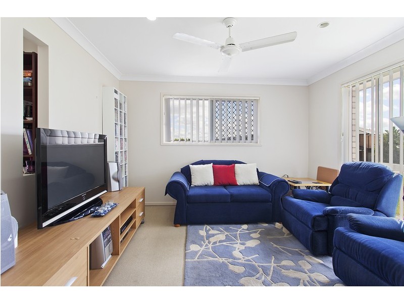 5 Codrington Circuit, Pacific Pines QLD 4211