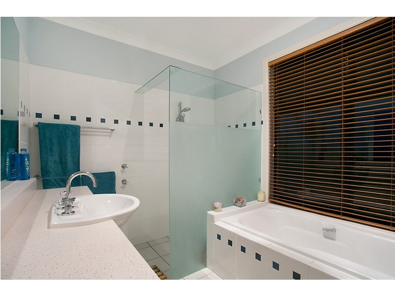 5 Dwyer Close, Tallebudgera QLD 4228