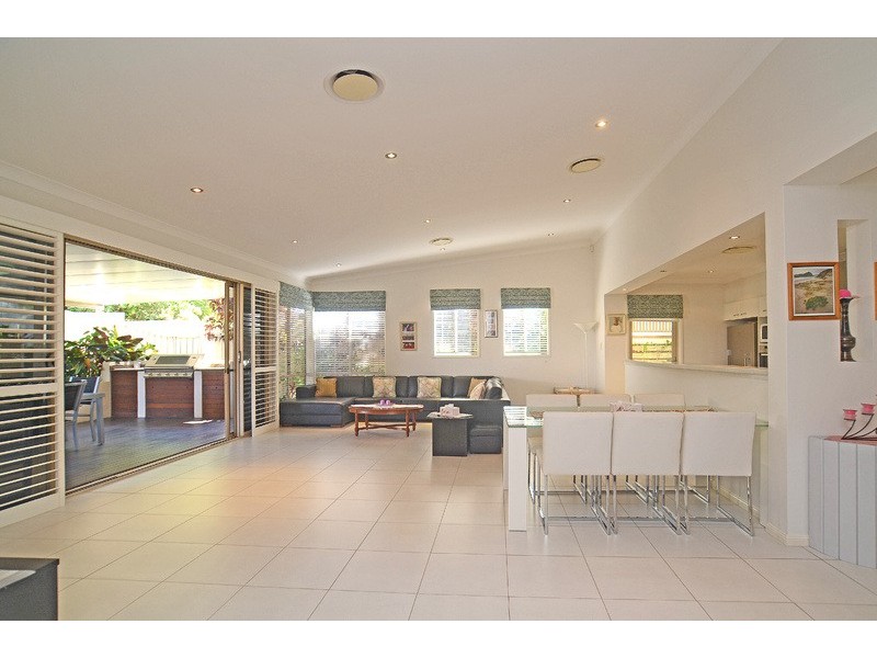 8 Gilgandra Close, Reedy Creek QLD 4227