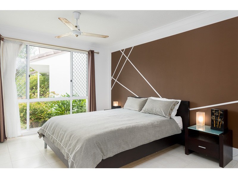 42/2 St Kevins Avenue, Benowa QLD 4217