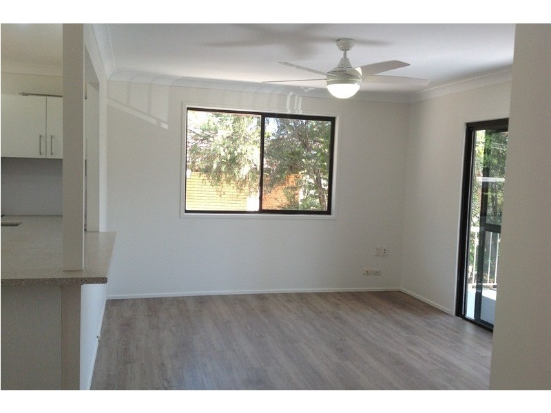 8 Dobell Avenue, Collingwood Park QLD 4301