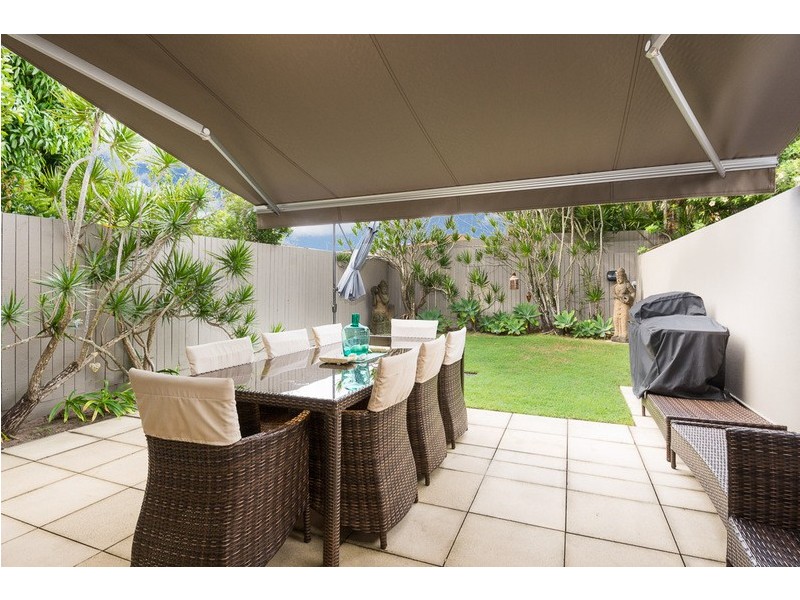 1/65 Albion Avenue, Miami QLD 4220