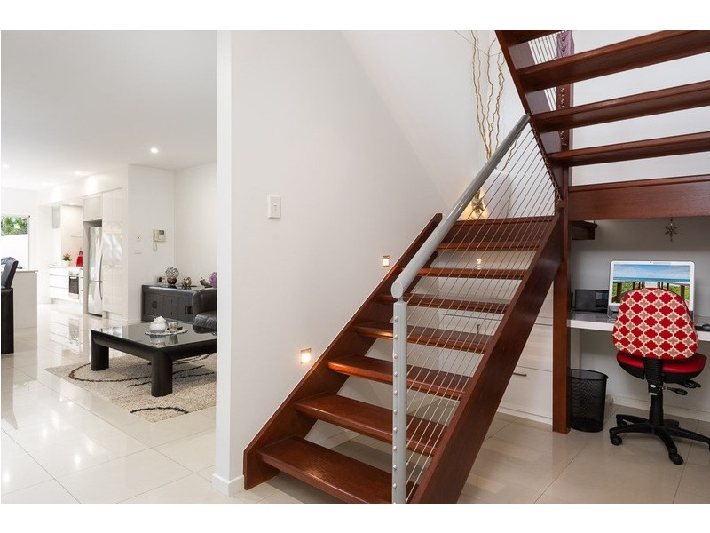 1/65 Albion Avenue, Miami QLD 4220