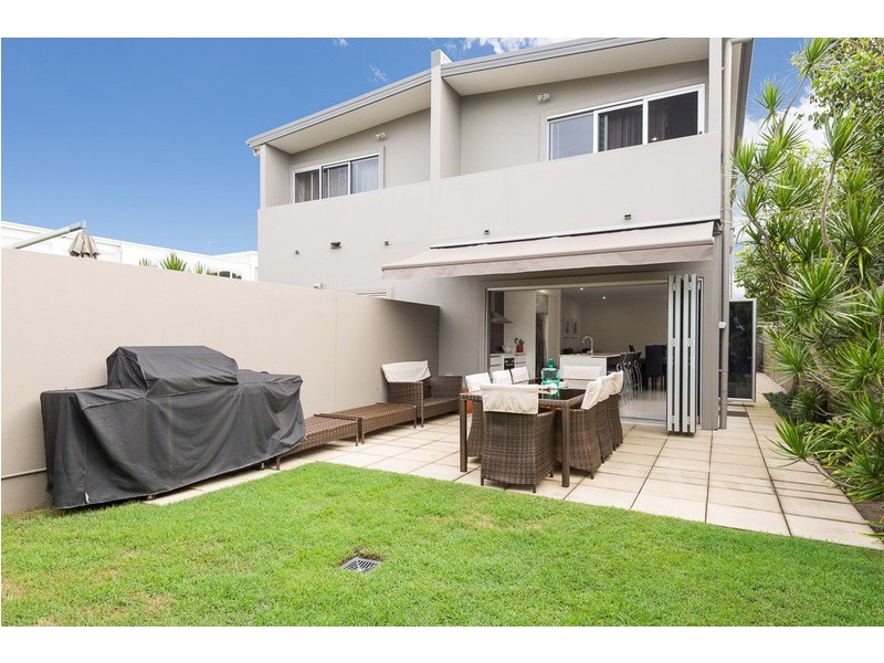 1/65 Albion Avenue, Miami QLD 4220