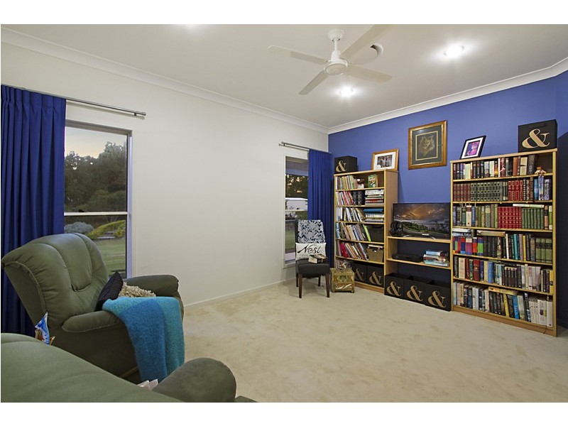 39 Tobin Way, Tallebudgera QLD 4228