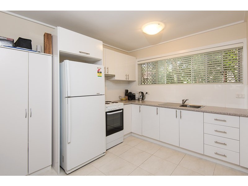 @/3 Miami Key, Broadbeach Waters QLD 4218