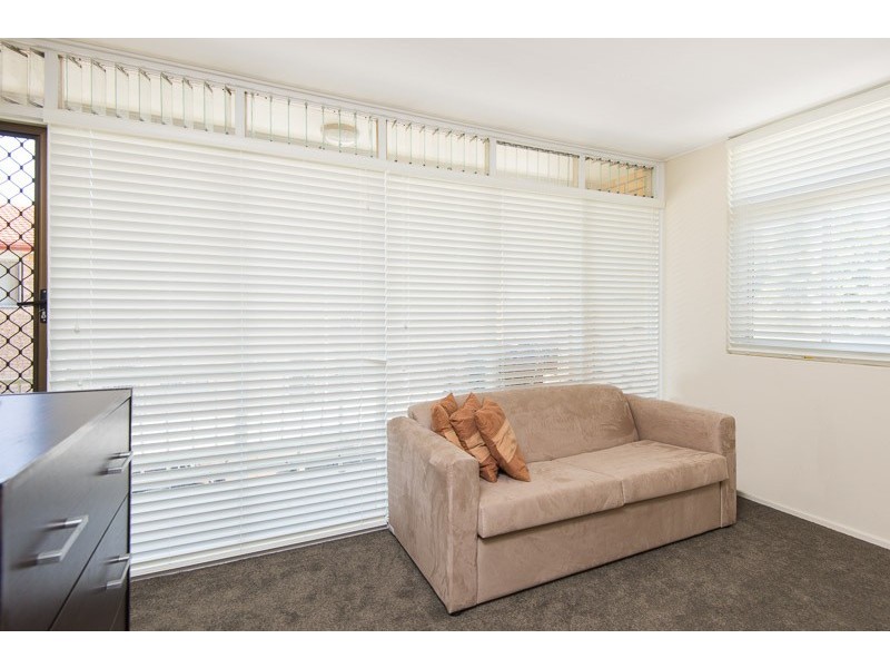 @/3 Miami Key, Broadbeach Waters QLD 4218