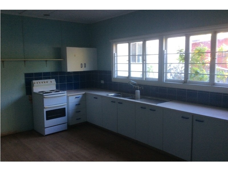 33 Matilda Street, Burleigh Heads QLD 4220