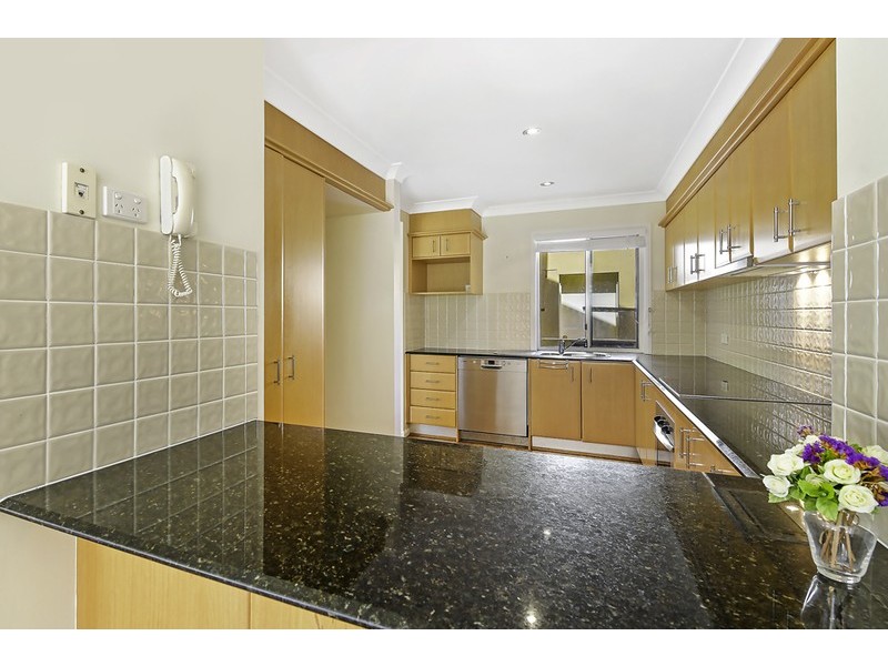 3/3 Robina Town Centre Drive, Robina QLD 4226