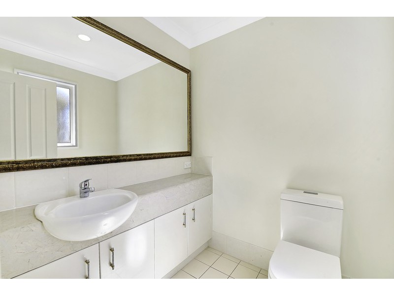 3/3 Robina Town Centre Drive, Robina QLD 4226