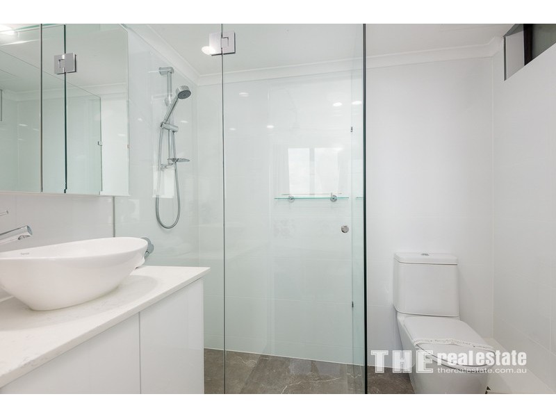 501/40 Surf Parade, Broadbeach QLD 4218