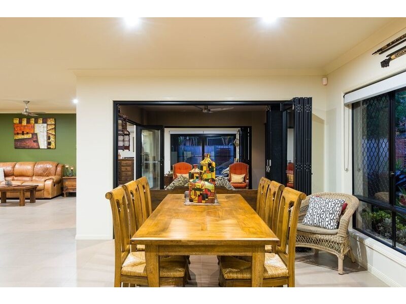 65 Observatory Drive, Reedy Creek QLD 4227