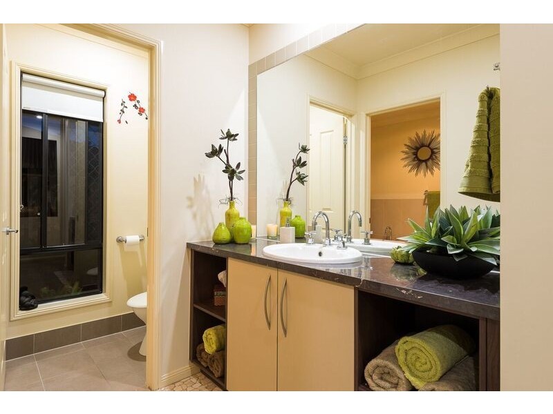 65 Observatory Drive, Reedy Creek QLD 4227