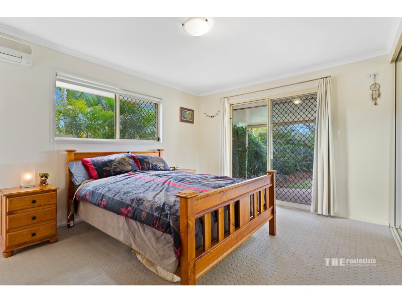 19 Malekula Rise, Pacific Pines QLD 4211