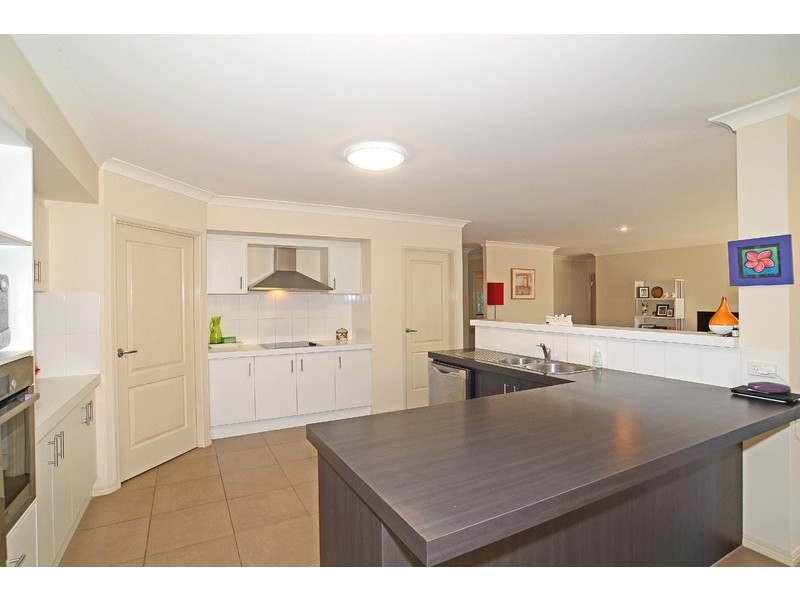 39 York Creek Crescent, Reedy Creek QLD 4227