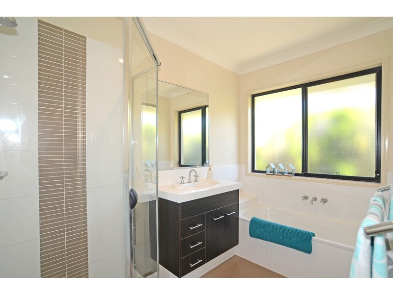 39 York Creek Crescent, Reedy Creek QLD 4227