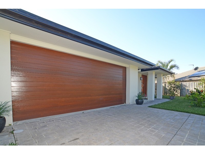 39 York Creek Crescent, Reedy Creek QLD 4227