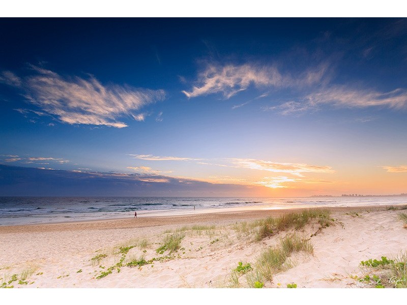 1/2325 Gold Coast Highway, Mermaid Beach QLD 4218