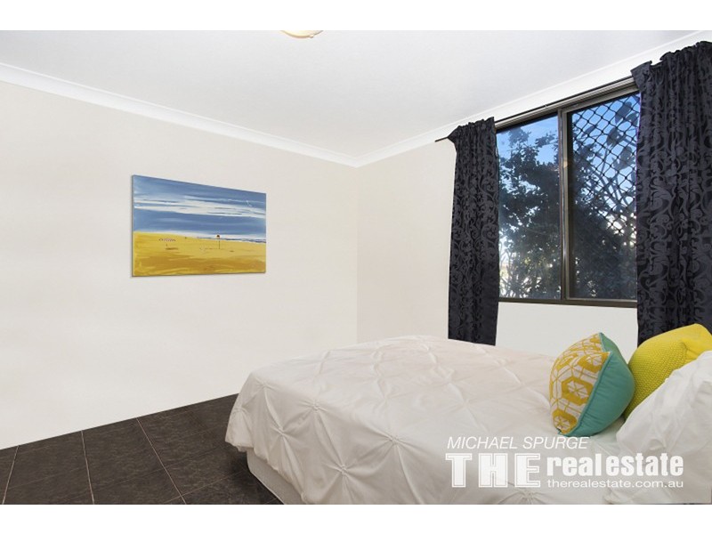 1/2325 Gold Coast Highway, Mermaid Beach QLD 4218