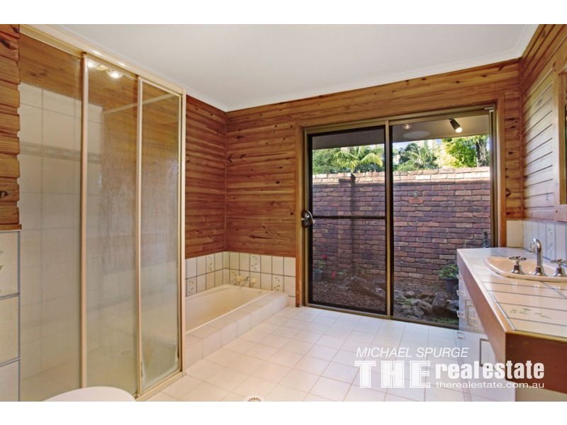 8 Chauvel Court, Currumbin Waters QLD 4223