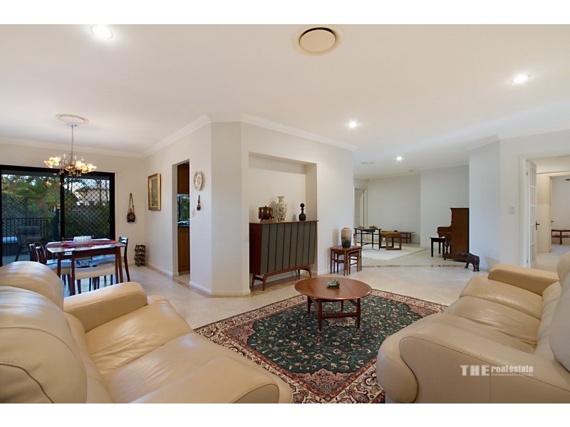 1/16 Cascade Avenue, Benowa QLD 4217