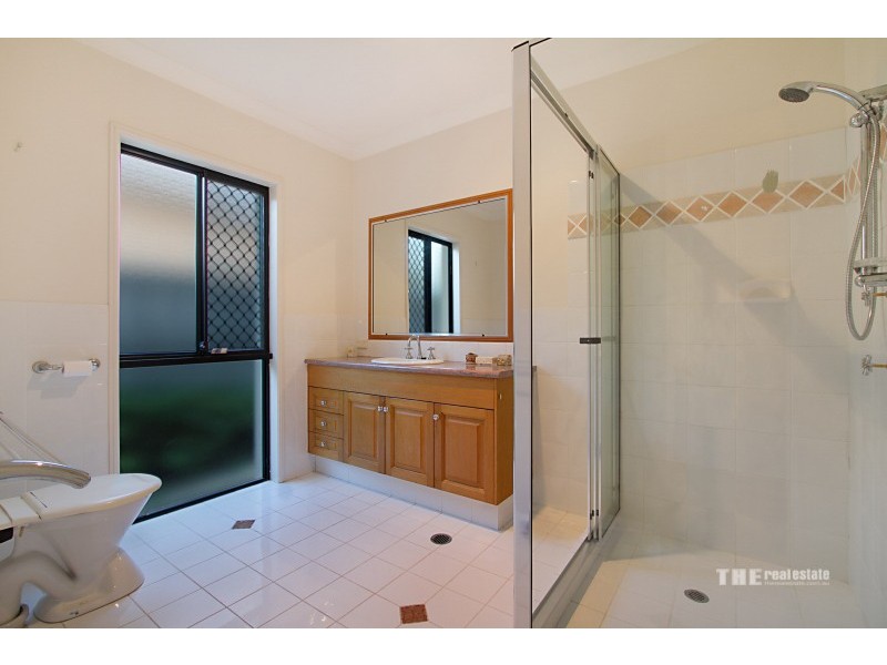 1/16 Cascade Avenue, Benowa QLD 4217