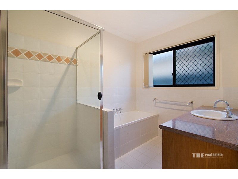 1/16 Cascade Avenue, Benowa QLD 4217