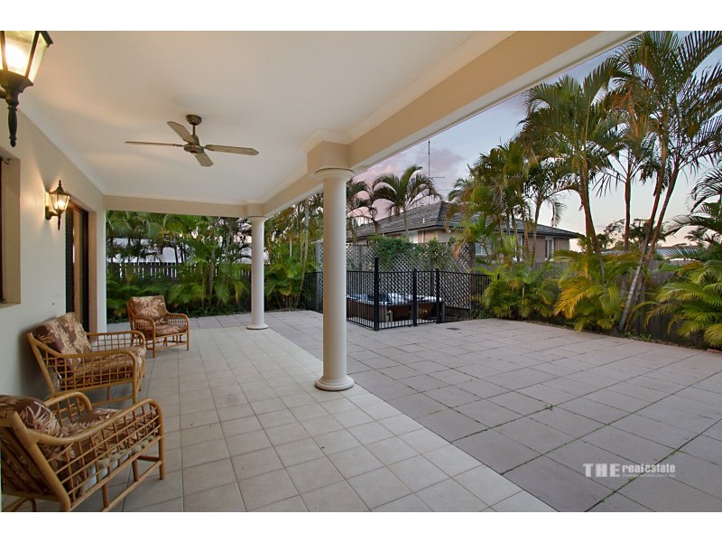 1/16 Cascade Avenue, Benowa QLD 4217