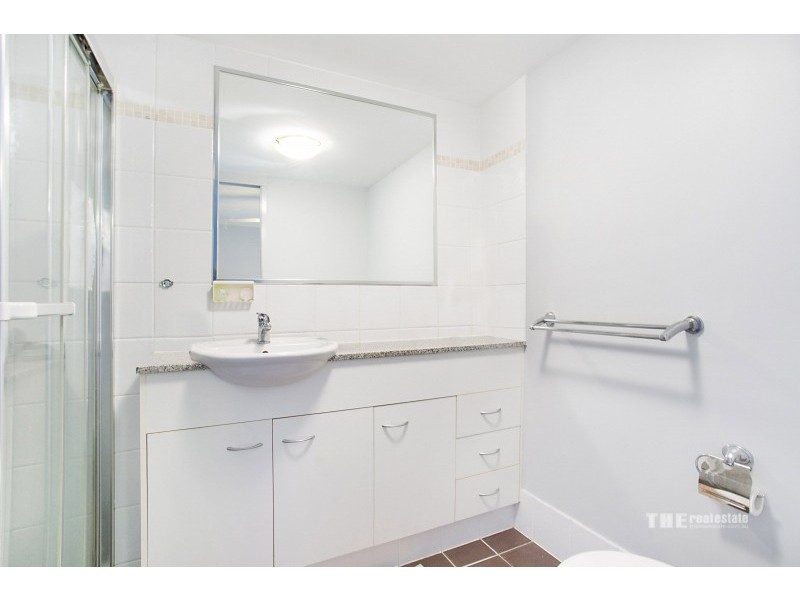 2/1996 Gold Coast Highway, Miami QLD 4220