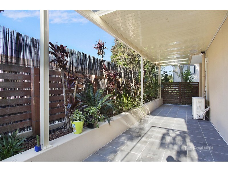 2/1996 Gold Coast Highway, Miami QLD 4220