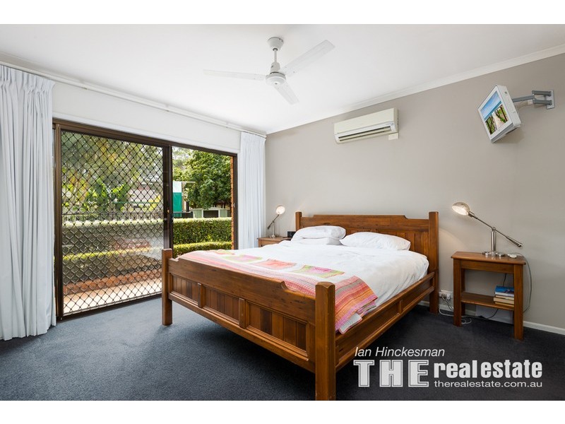 7 Nelson Court, Benowa QLD 4217