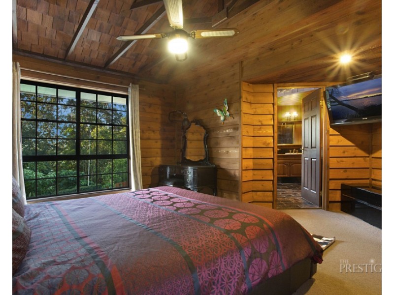 475 Tallebudgera Connection Road, Tallebudgera QLD 4228