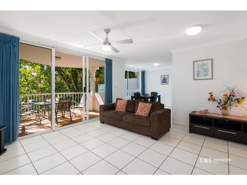 5/28 Chairlift Avenue, Miami QLD 4220