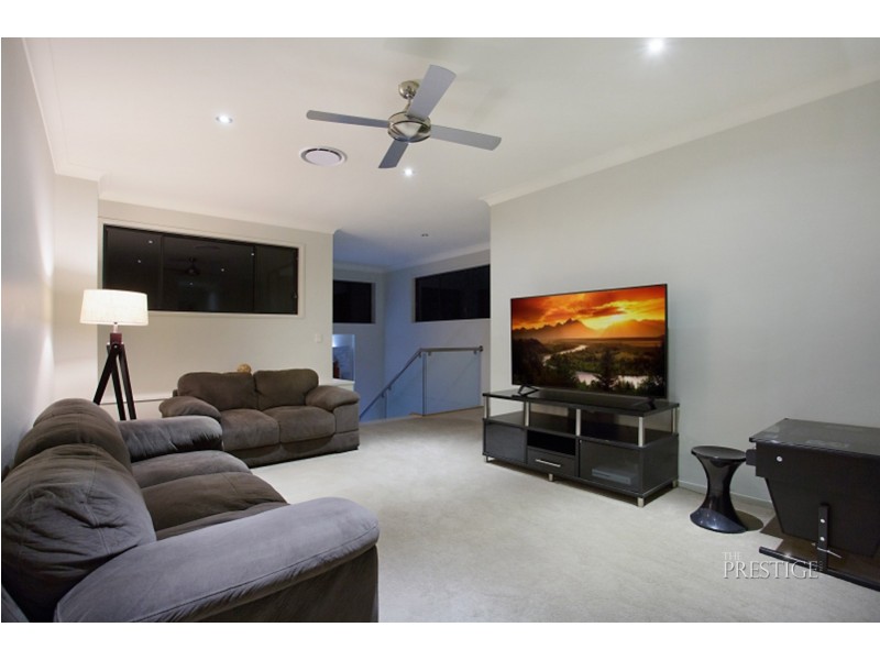 8 Abbey Ridge Road, Reedy Creek QLD 4227