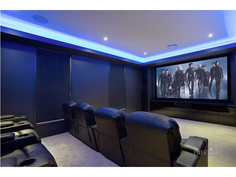 8 Abbey Ridge Road, Reedy Creek QLD 4227