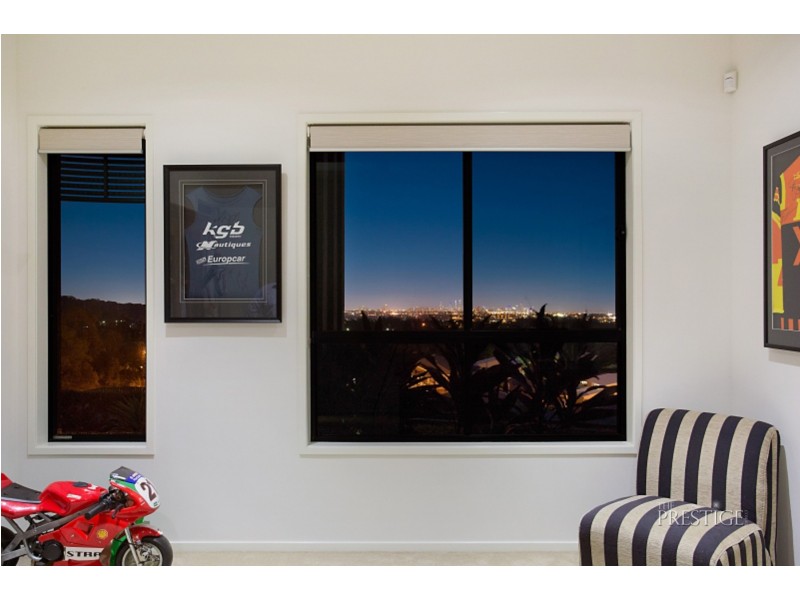 8 Abbey Ridge Road, Reedy Creek QLD 4227