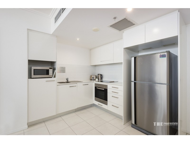122/25-29 Surf Parade, Broadbeach QLD 4218