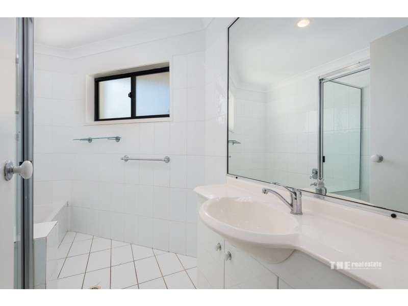 2/28 Mawarra Street, Surfers Paradise QLD 4217