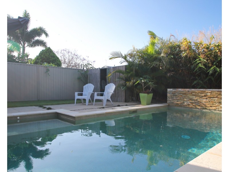 27 Bardon Avenue, Miami QLD 4220