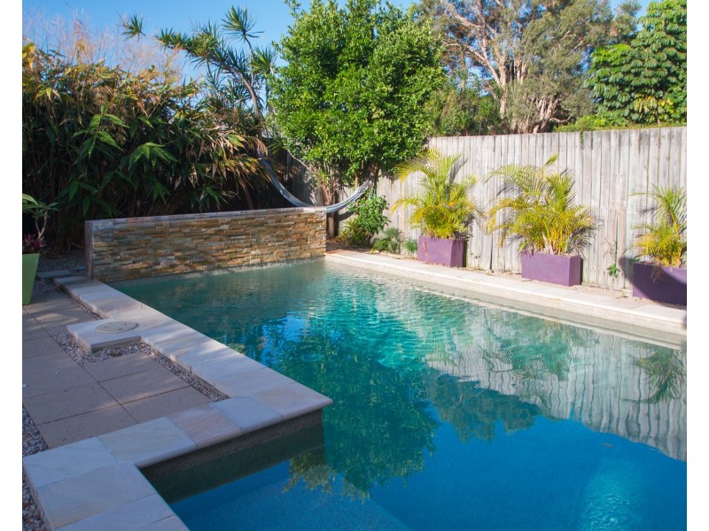 27 Bardon Avenue, Miami QLD 4220