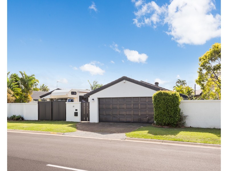 16 Conifer Crescent, Broadbeach Waters QLD 4218
