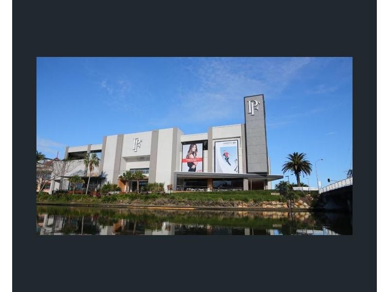 16 Conifer Crescent, Broadbeach Waters QLD 4218