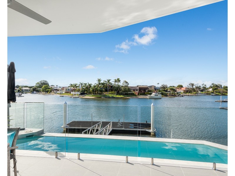 2a Cypress Drive, Broadbeach Waters QLD 4218