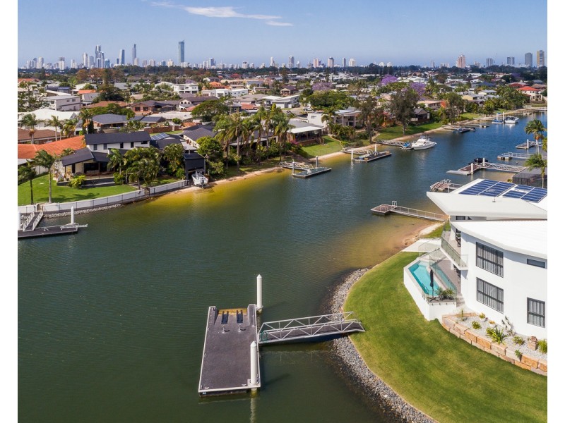 2a Cypress Drive, Broadbeach Waters QLD 4218