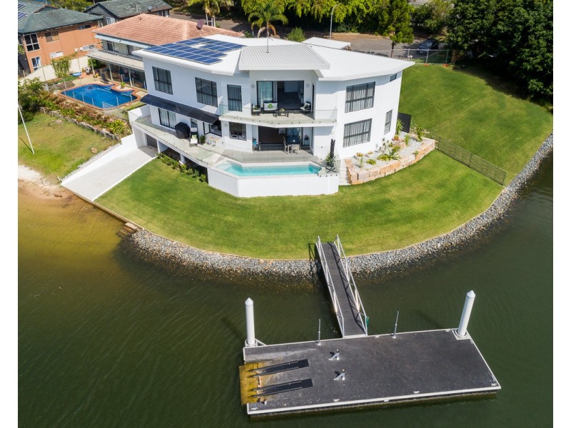 2a Cypress Drive, Broadbeach Waters QLD 4218