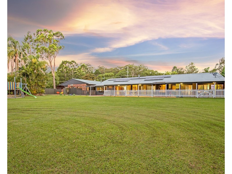 72 Coorabin Court, Tallebudgera QLD 4228