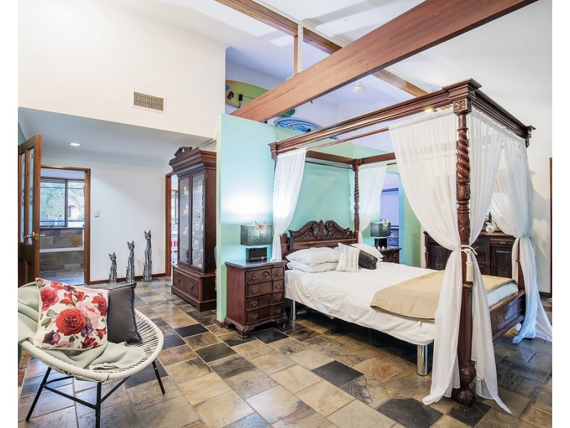 72 Coorabin Court, Tallebudgera QLD 4228