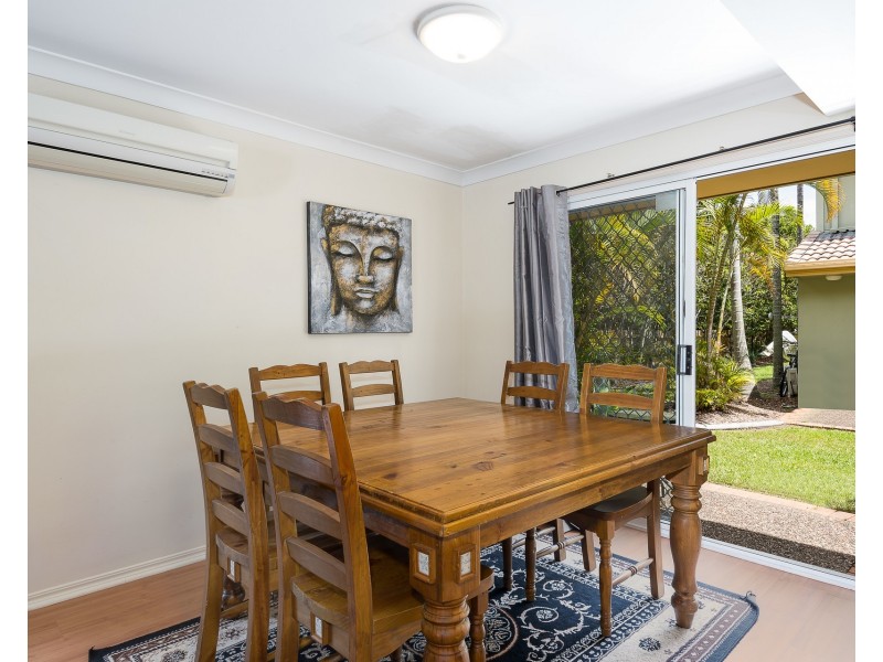 199/215 Cottesloe Drive, Mermaid Waters QLD 4218