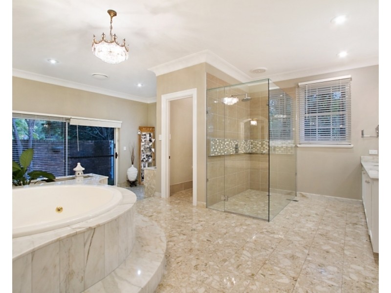 22 Kupara Street, Nerang QLD 4211
