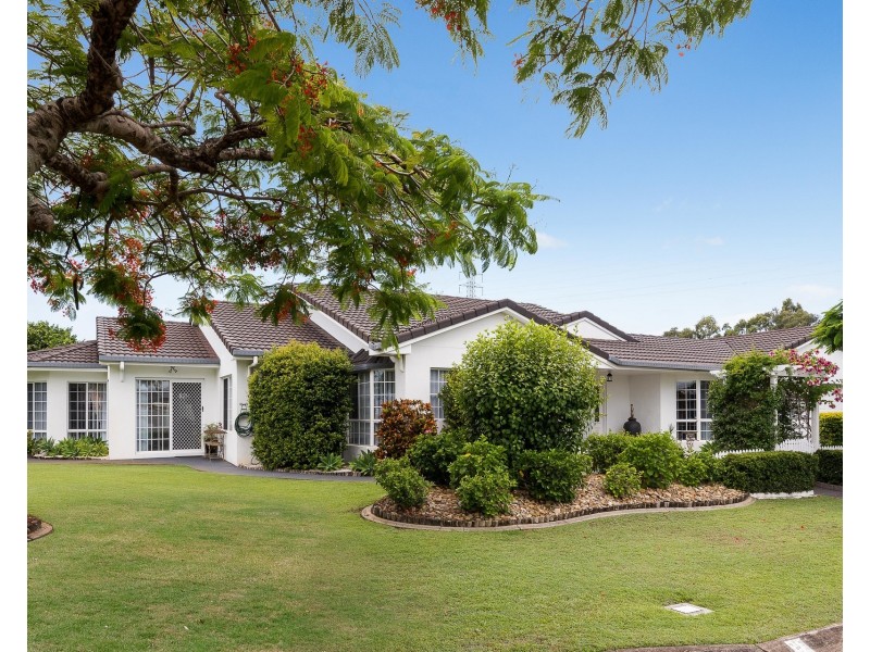 35 Port Jackson Boulevard, Clear Island Waters QLD 4226